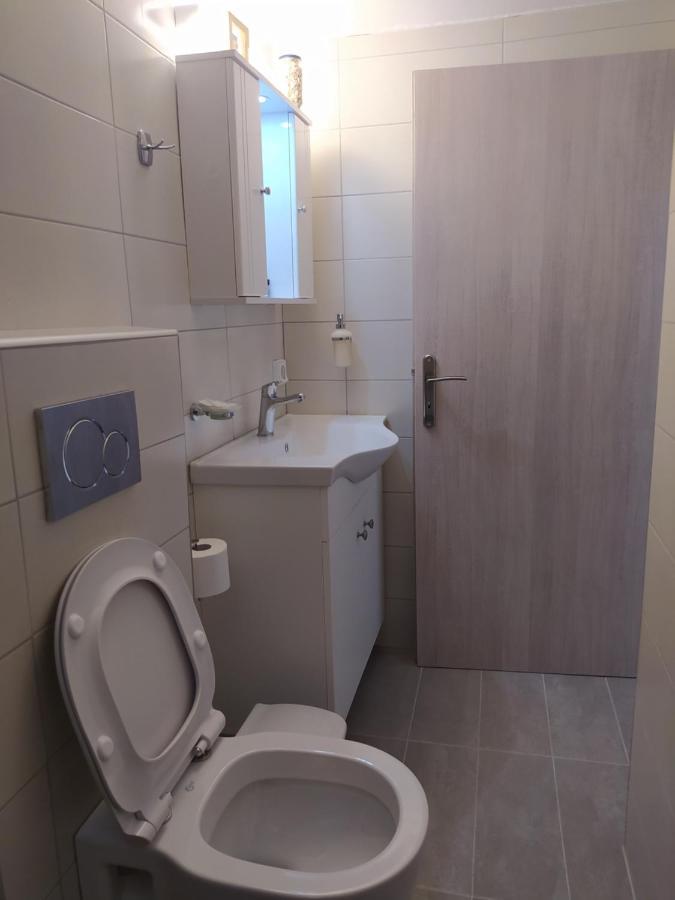 Mentoras' Complex Apartamento Emporio  Exterior foto